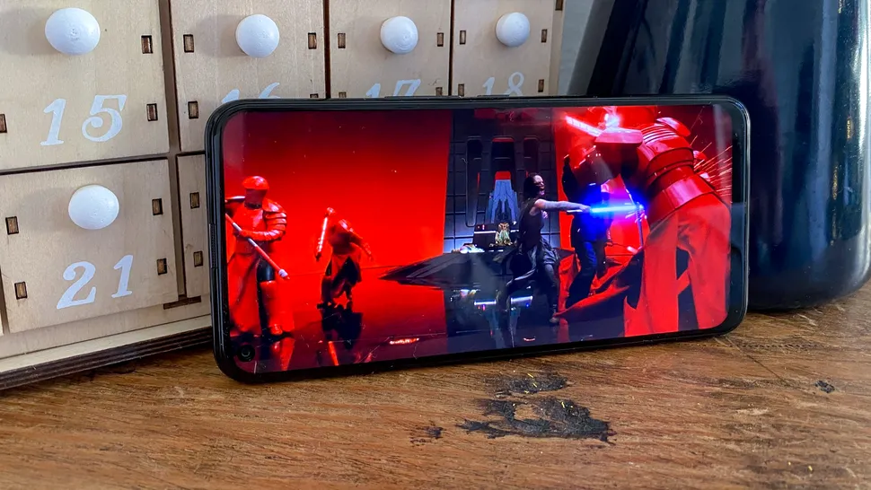 best cheap phone TCL 10 5G UW