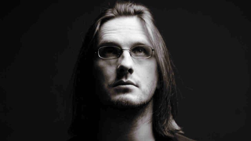 Porcupine Tree’s Steven Wilson posing for a photograph in 2009