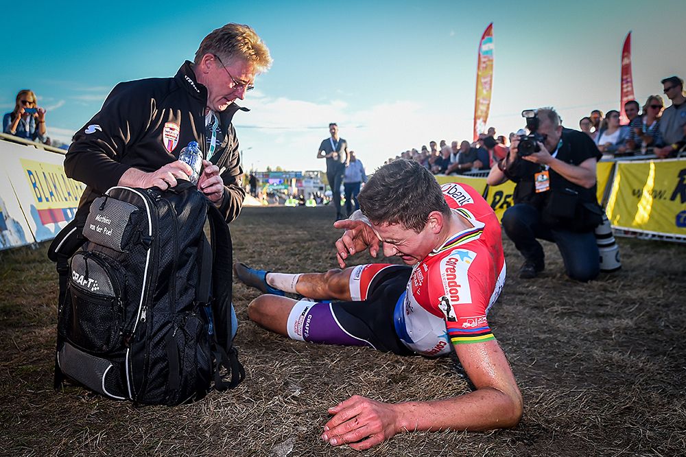 Mathieu van der Poel (Beobank-Corendon) fell to the ground after winning in Zonhoven