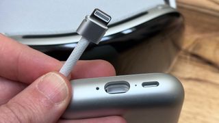 Apple Vision Pro charging cable and battery
