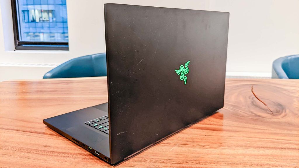 razer blade 17 - 4k 144hz