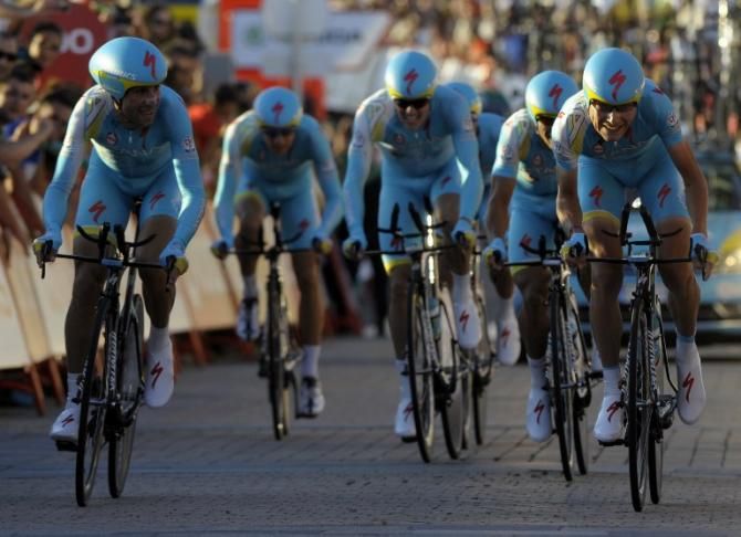 Astana comes to the line 10 seconds faster than RadioShack in the team time trial