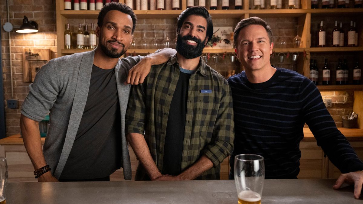 Nathan Mitchell, Raymond Ablack and Scott Porter smiling behind the scenes of Ginny &amp; Georgia season 2