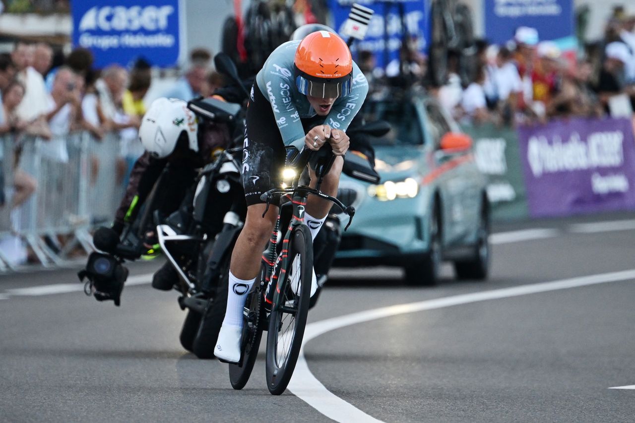  'It just shows the class of him as an athlete and a person' - Eight days after brother Finlay's death, Josh Tarling takes third in opening Vuelta a España time trial 