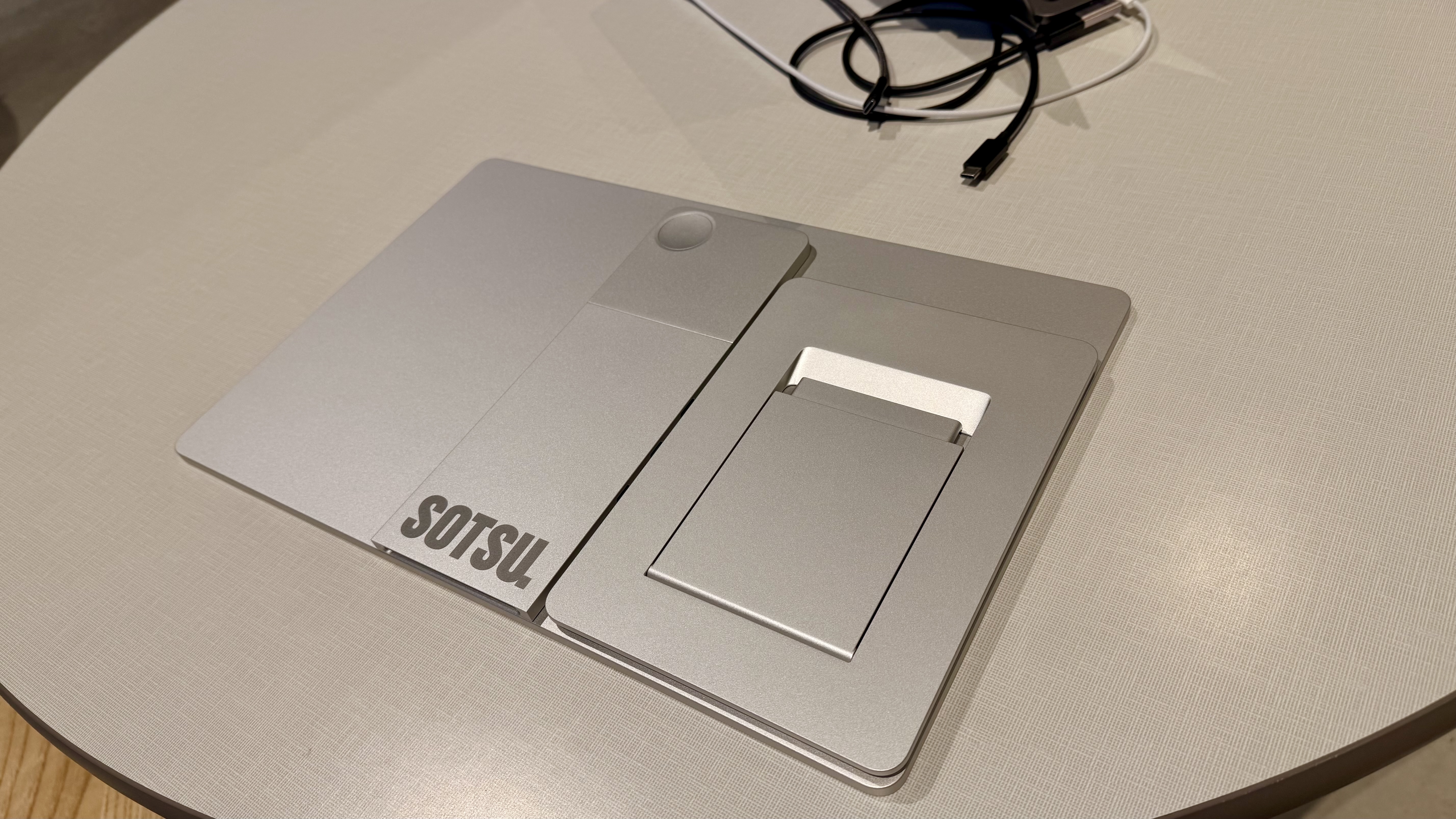 Sotsu FlipAction Elite 16 Portable Monitor