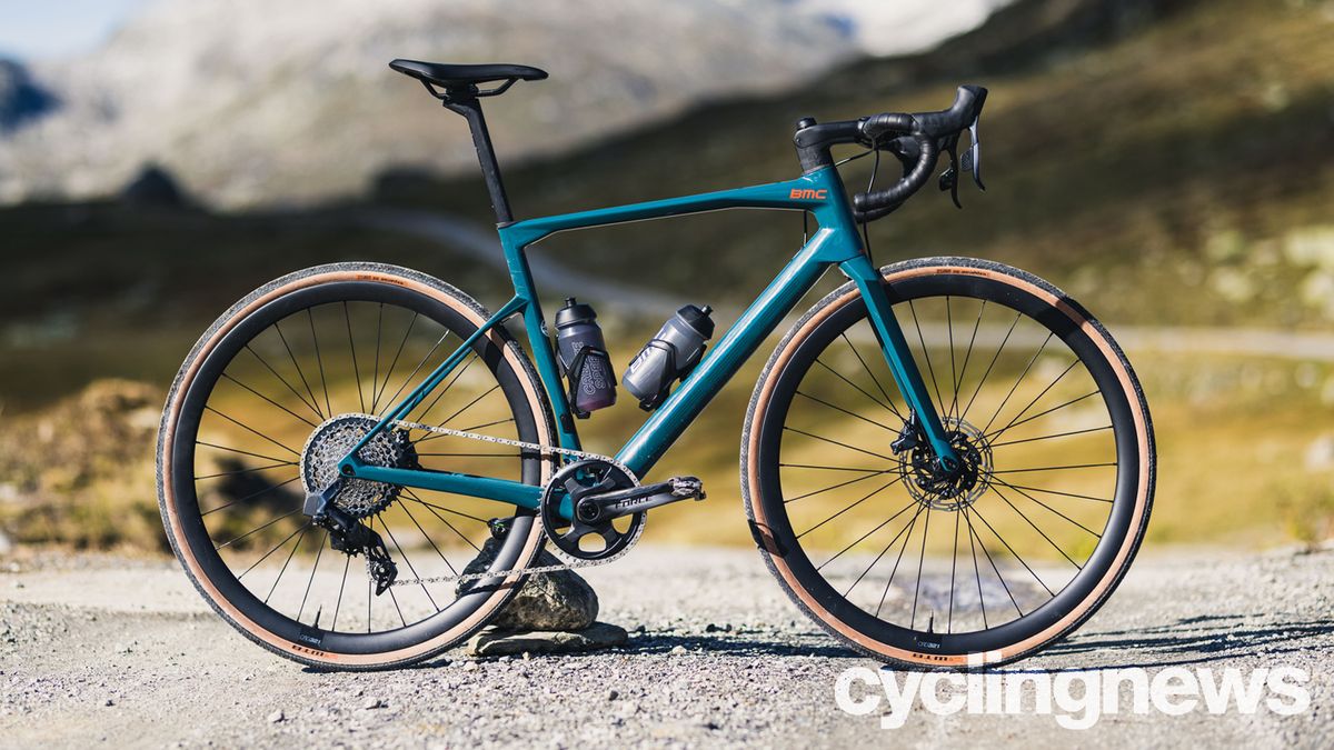 BMC Roadmachine X One 2022 - first ride review