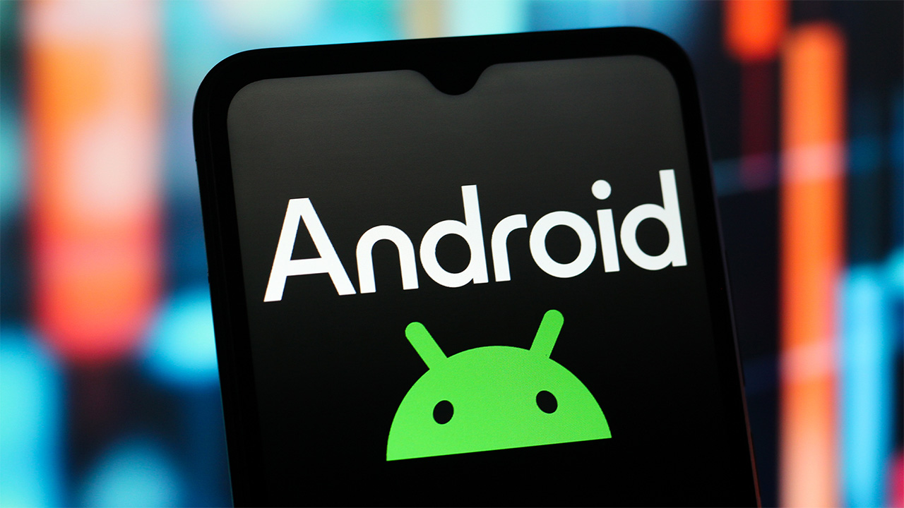 Android logo displayed on a smartphone