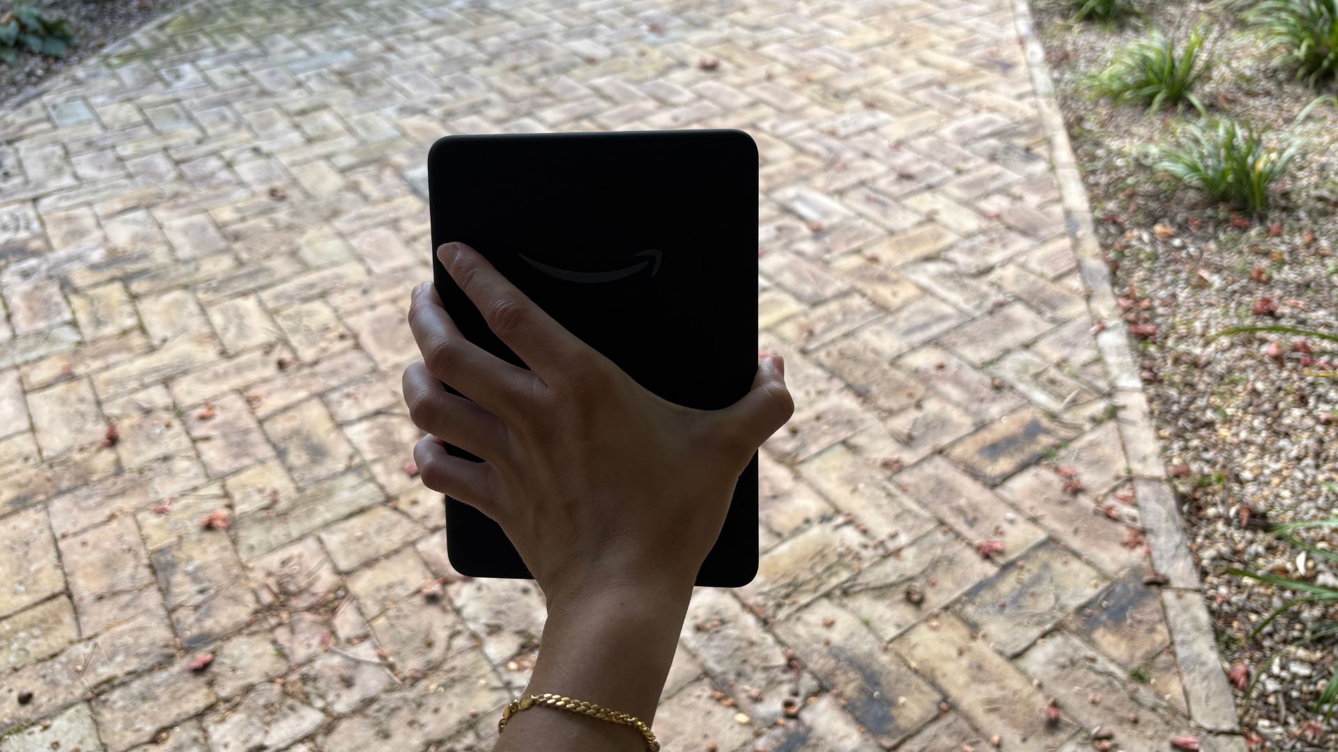 Testing the Amazon Kindle Colorsoft 16GB