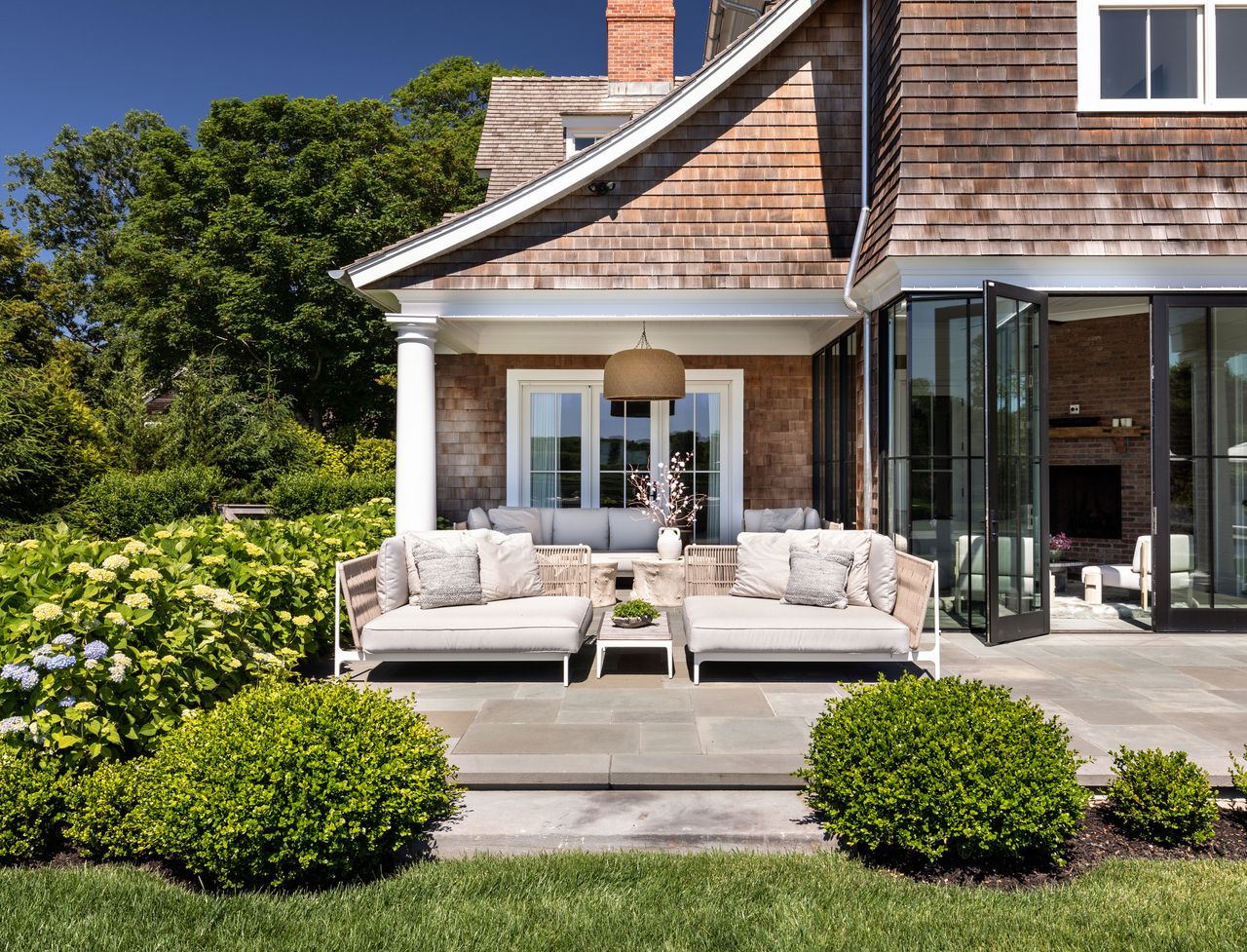 How to make the deck look expensive? 10 tips from experts | Livingetc