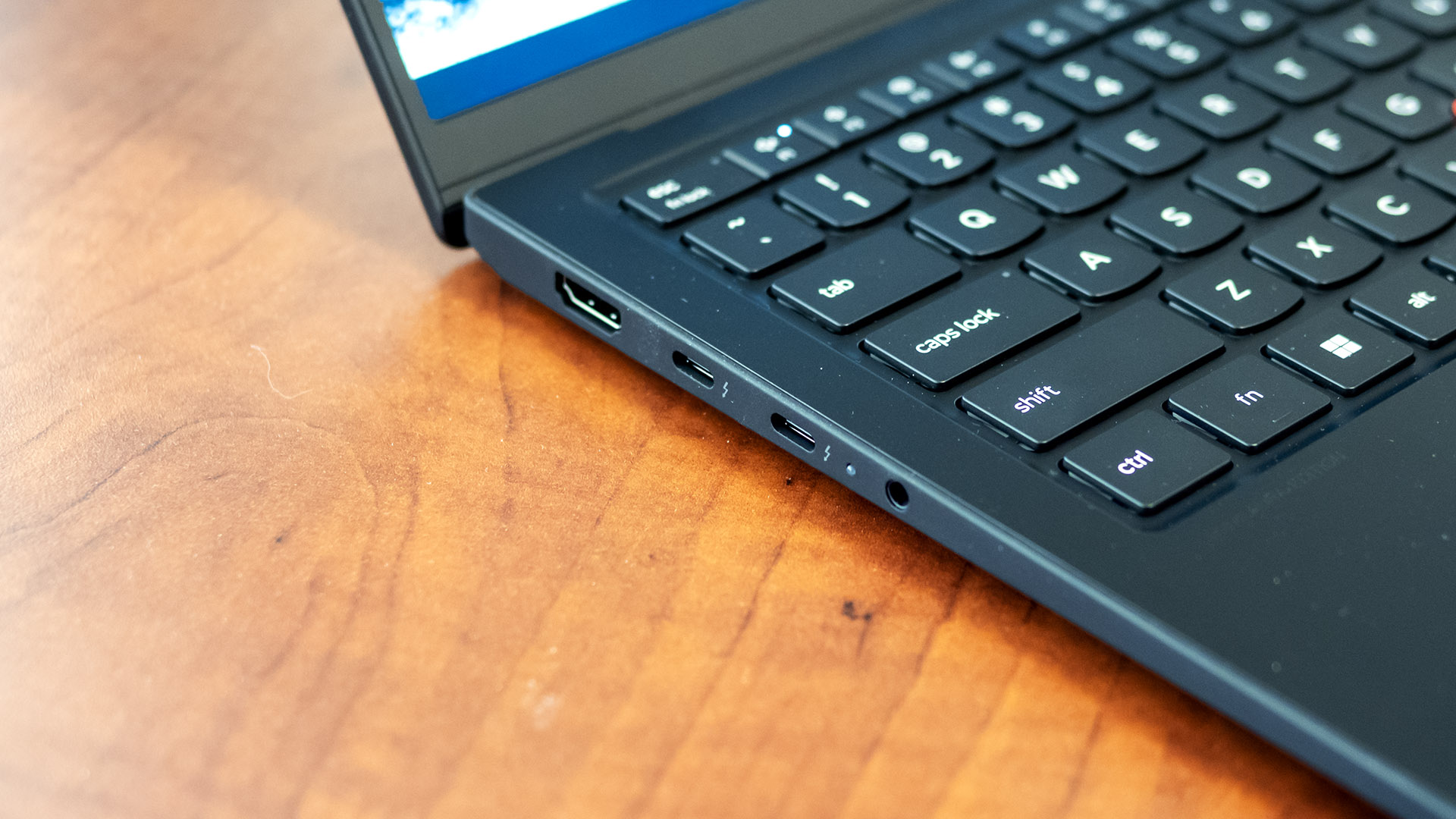 Lenovo ThinkPad X1 Carbon Gen 14