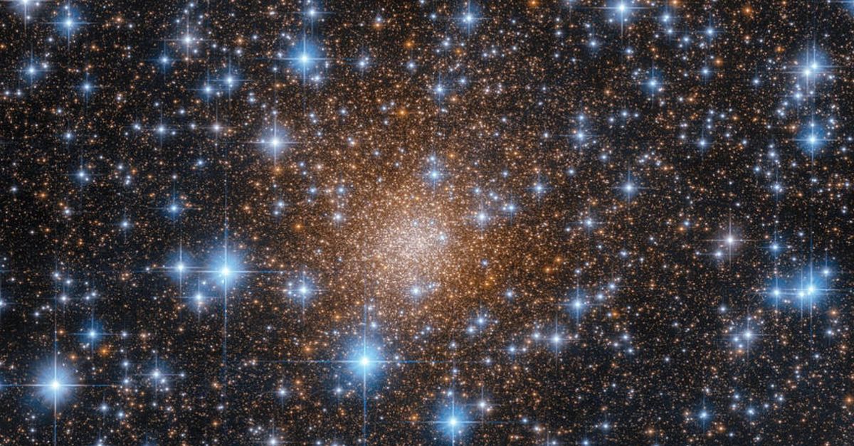 Hubble Space Telescope photo reveals stunning mix of young and old stars