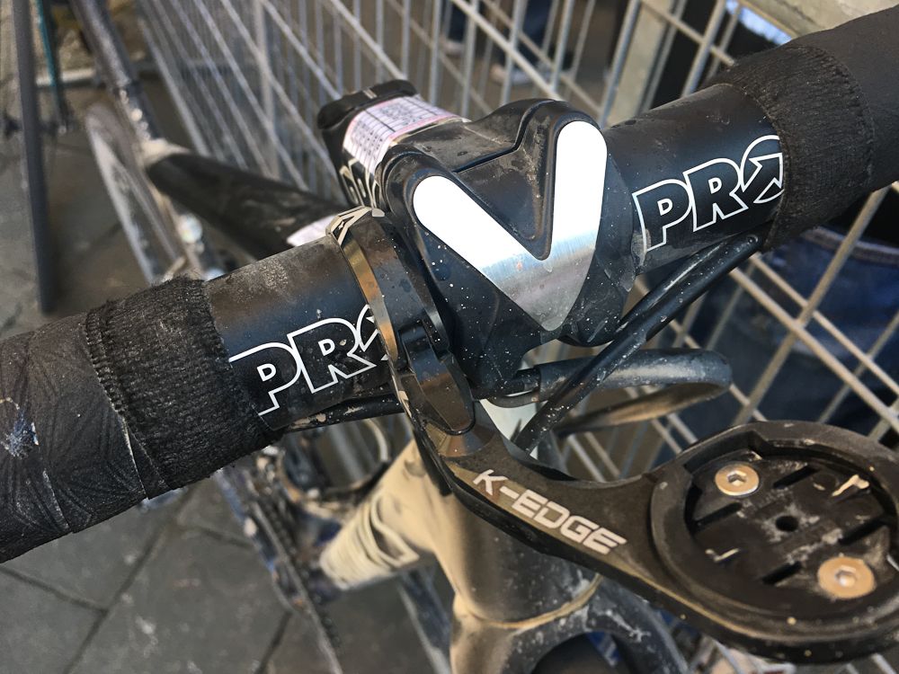 A close-up shot of Julian Alaphilippe&rsquo;s stem, double bar tape and K-edge mount