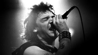 Paul Di'Anno onstage