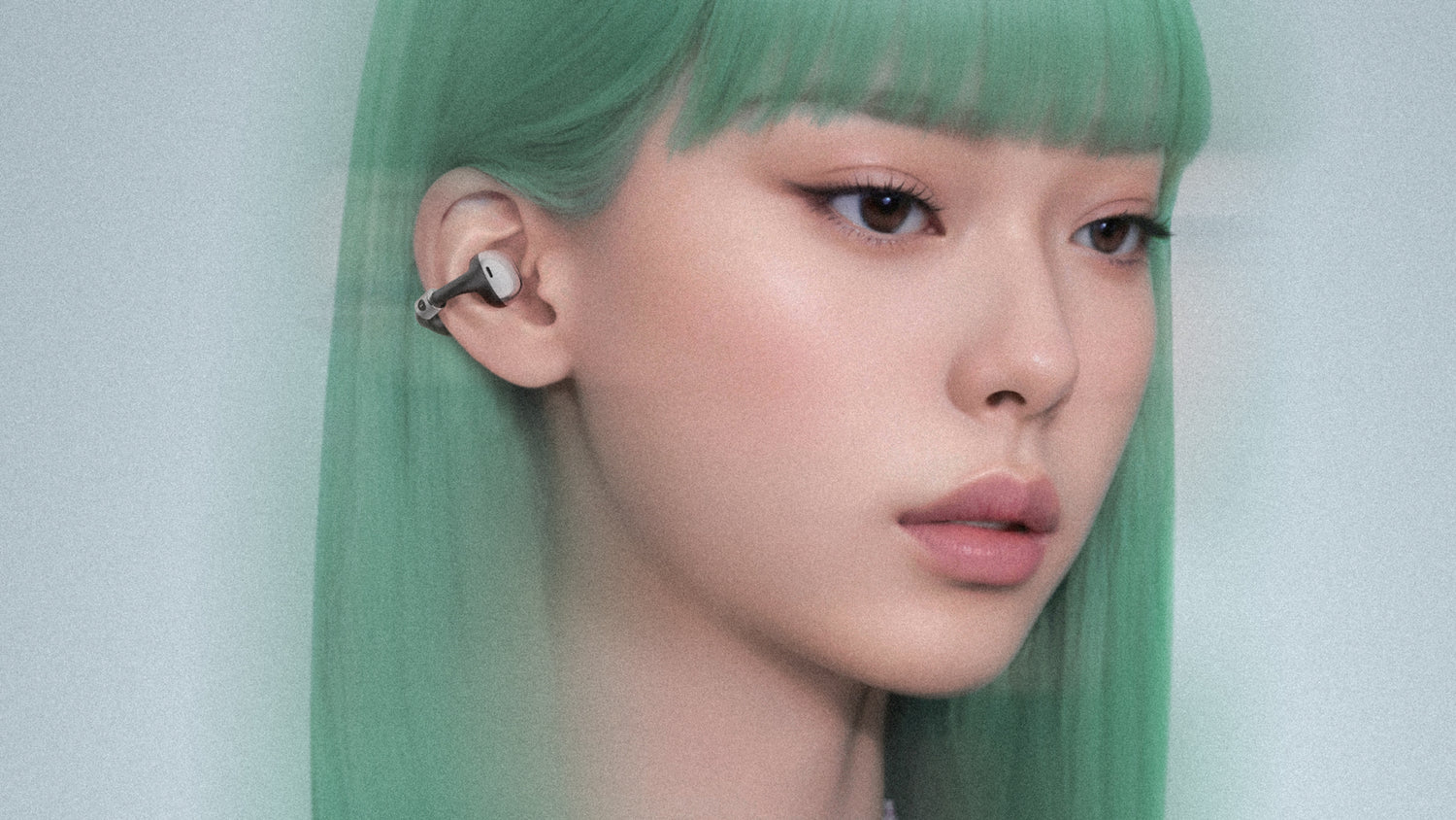 Hali, the AI assistant embedded in the Buttons Clip earbuds