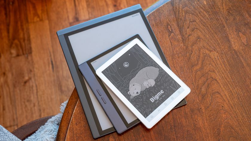 Comparing the sizes of the Bigme B1051C, B7, and B6