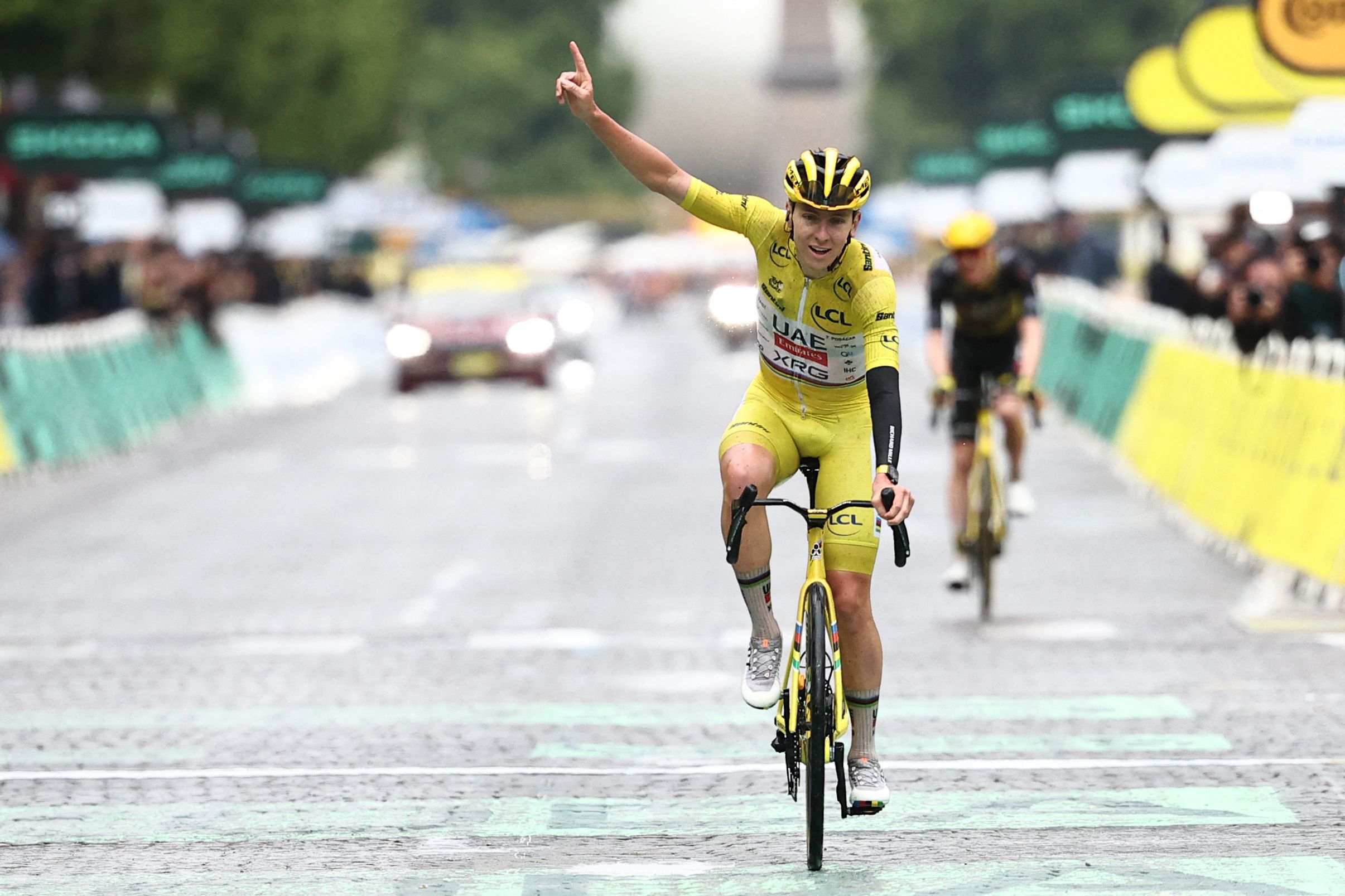 Tour de France highlights to be shown free-to-air on 5 in UK, TNT Sports announce