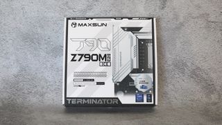 Maxsun Terminator Z790M D5 Ice - Review of the High-Performance White ATX Board with Five M.2 Connectors