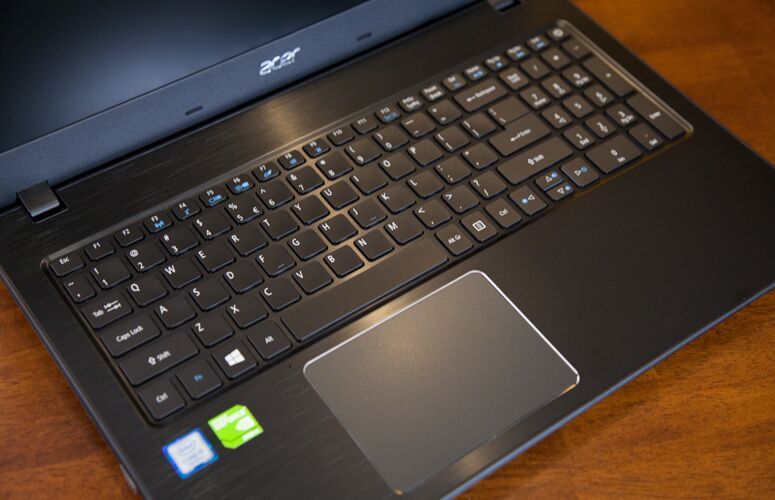 Acer Aspire E 15 (E5-575-33BM) Review: Great Bang for Your Buck ...