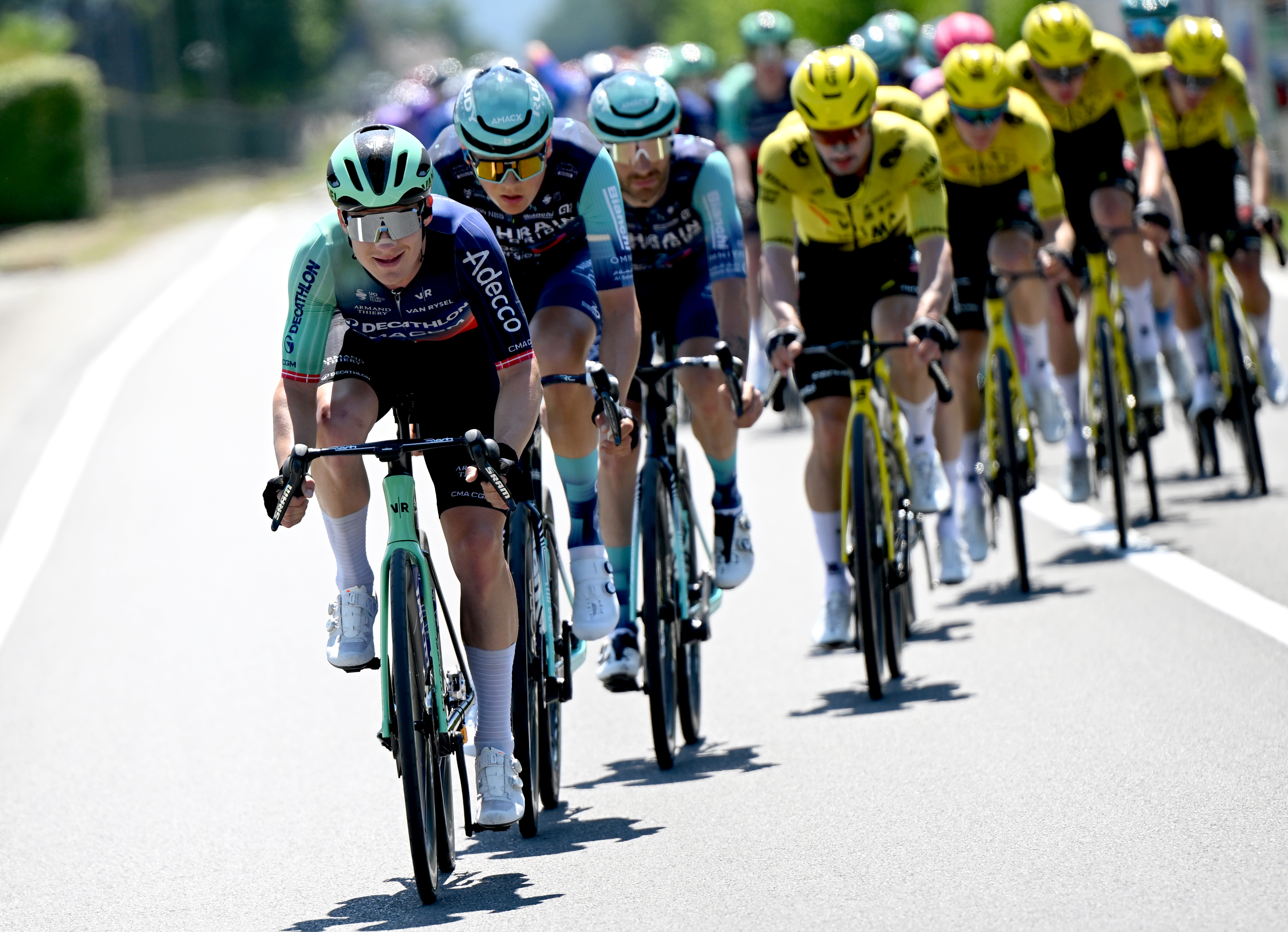 Giro d'Italia stage 9 LIVE: Decathlon-CMA CGM control the break with focus on GC stage battle to come