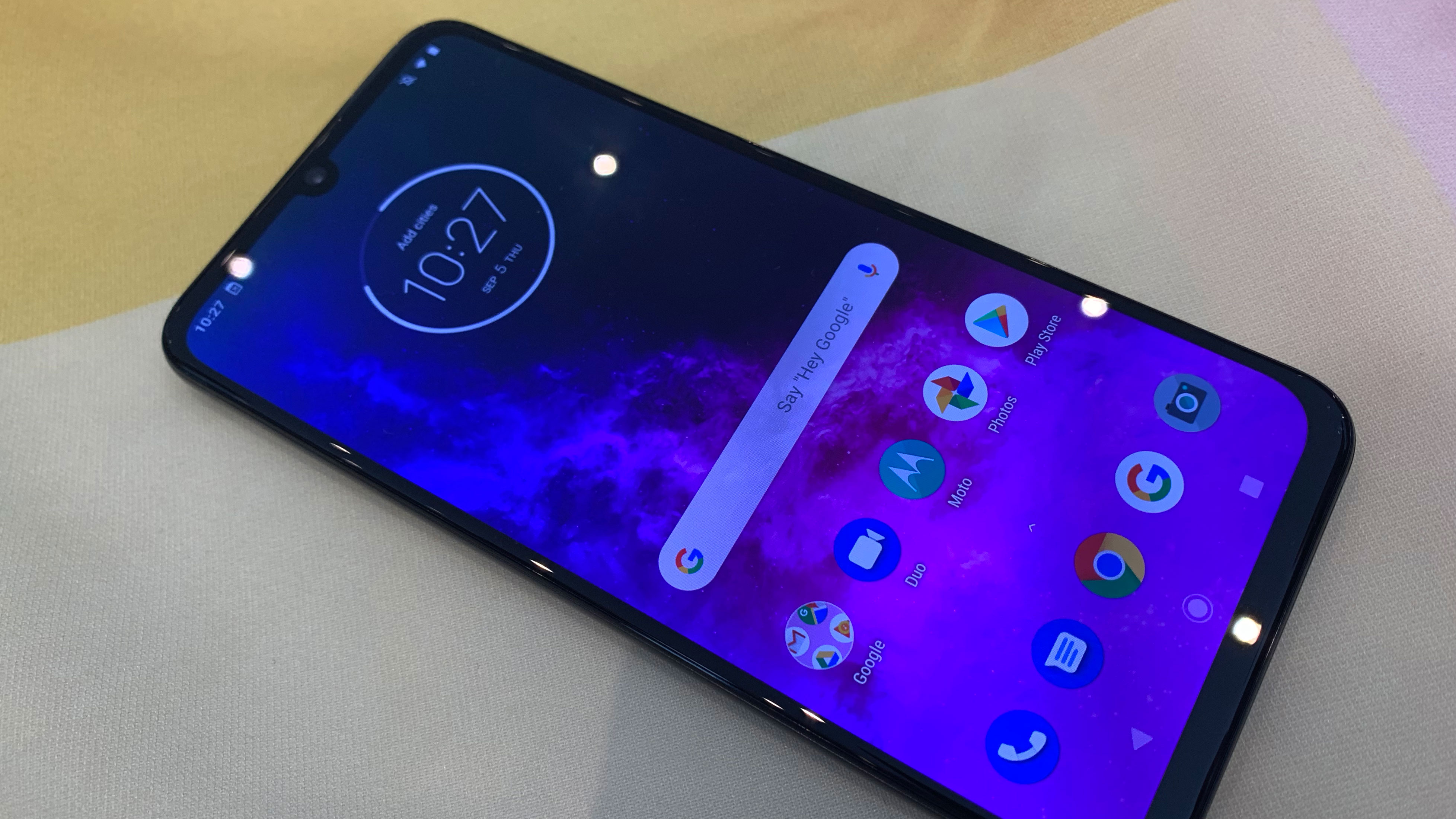 Motorola One Zoom Is Moto s Attempt To Make The Best Budget Camera 