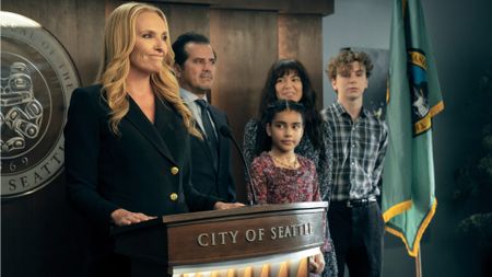 Toni Collette and John Leguizamo