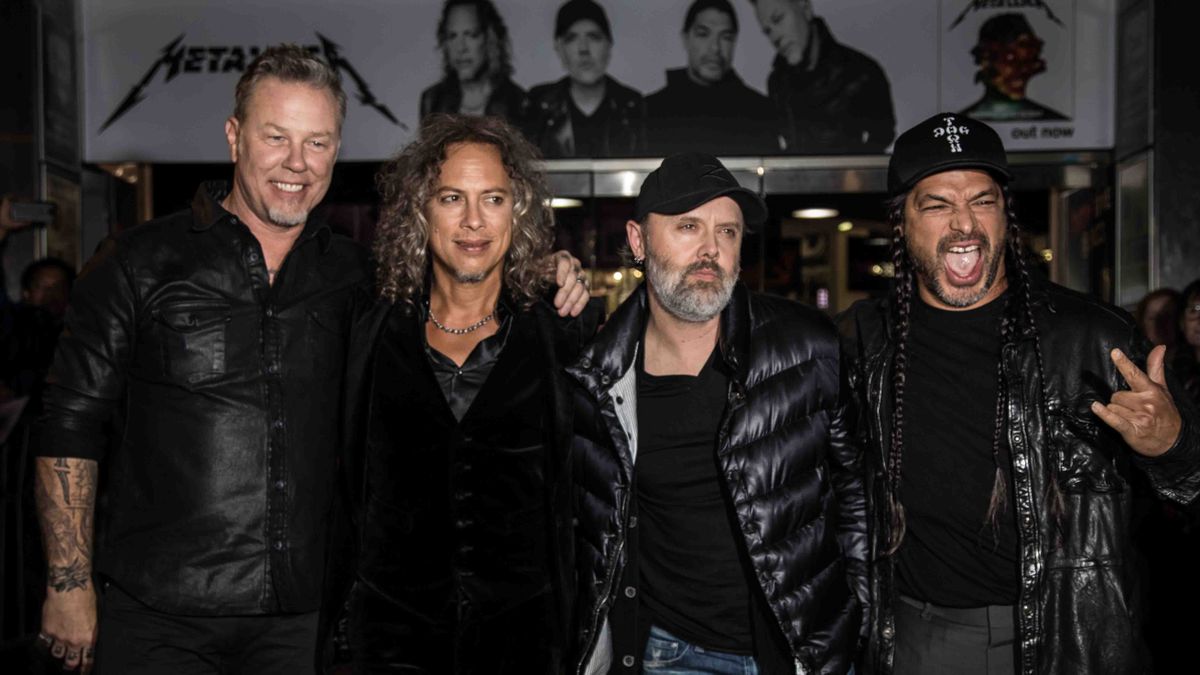 Metallica replace tribute band's stolen gear | MusicRadar