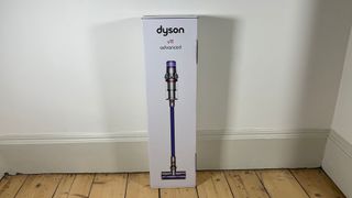 Dyson V11 box