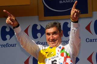 Eddy Merckx was honoured with a custom jersey by ASO in 2010