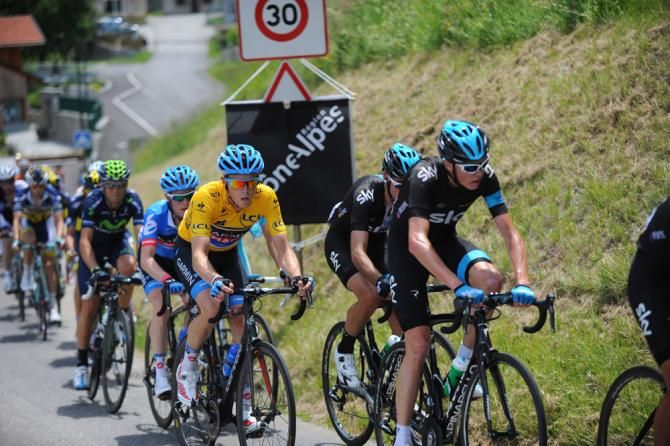 Sky came to the fore in the stage 5 finale as race leader Rohan Dennis (Garmin-Sharp) fights to keep his yellow jersey