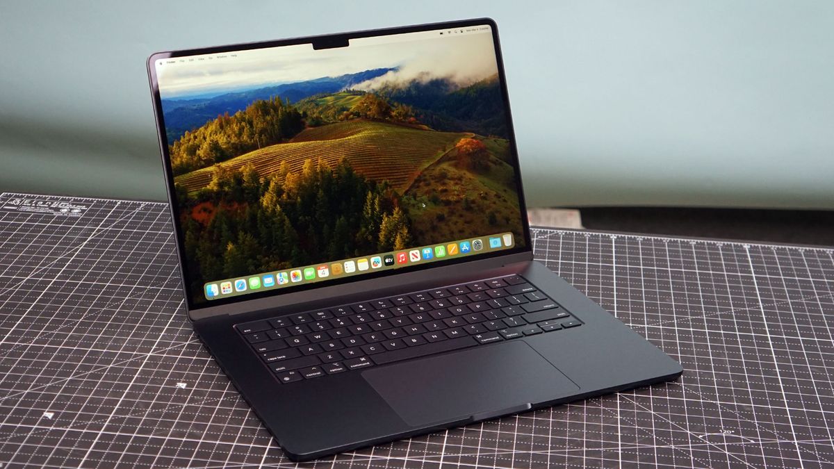 Apple glass MacBook concept