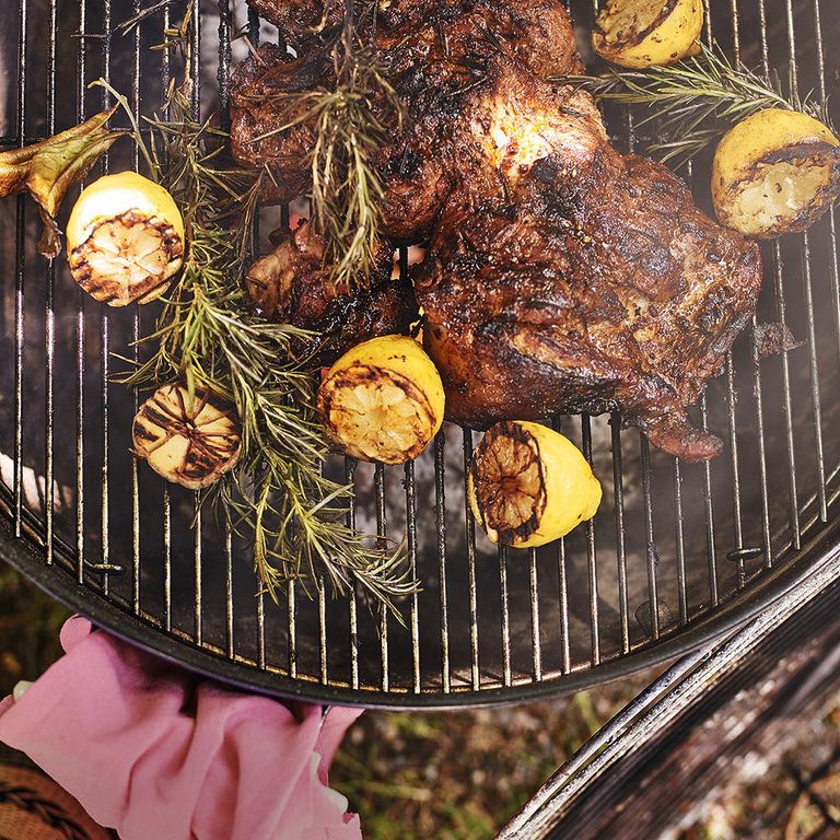 How to clean a BBQ 16 ways to get your grill clean after winter