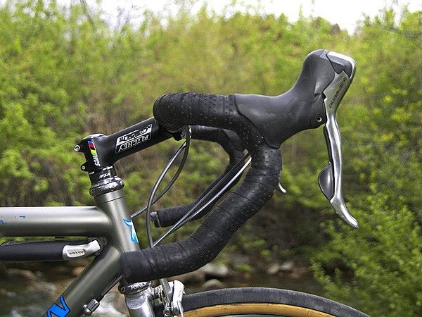 Hampsten prefers an anatomic drop.