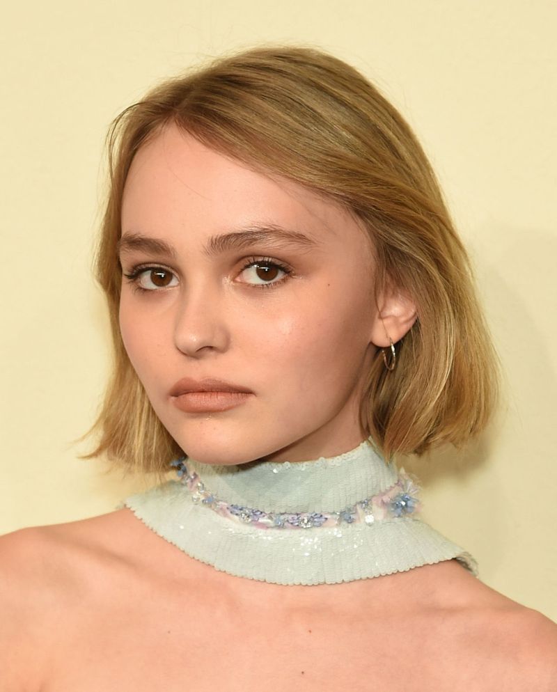 Hair, Face, Hairstyle, Eyebrow, Blond, Lip, Chin, Neck, Skin, Beauty,