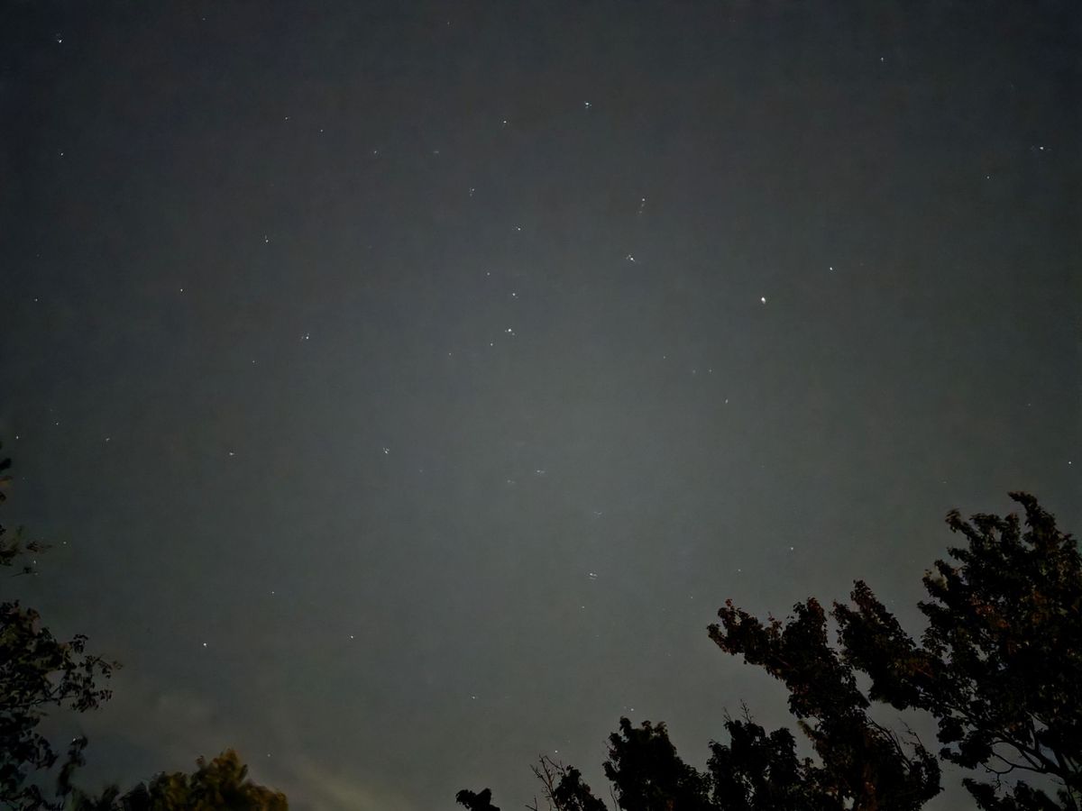 Samsung Galaxy S25 Edge Astrophotography Night Mode Sample.