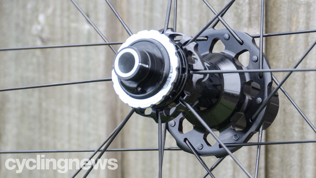 Campagnolo Shamal Carbon Disc wheelset