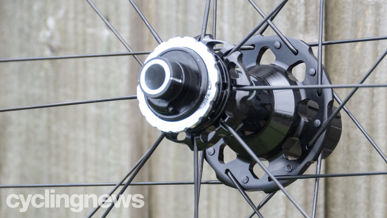 Campagnolo Shamal Carbon Disc wheelset