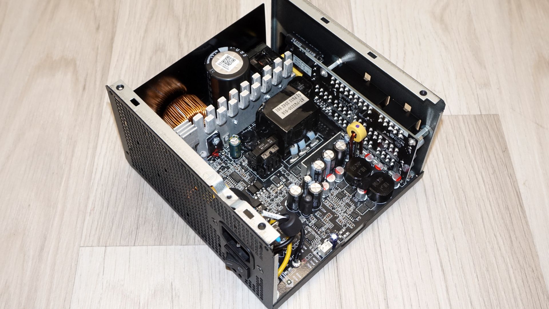 ThermalRight TR-KG750 750W
