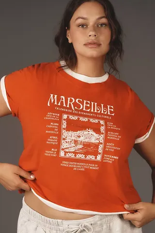Camiseta gráfica europeia Maeve