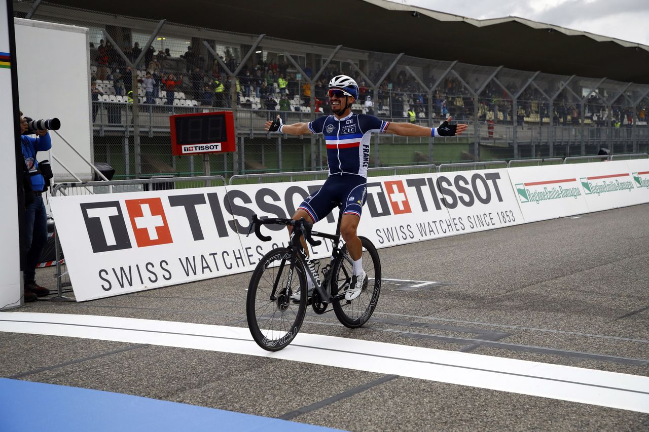 Julian Alaphilippe attacks over the last climb to take a solo win at the World Championships in Imola