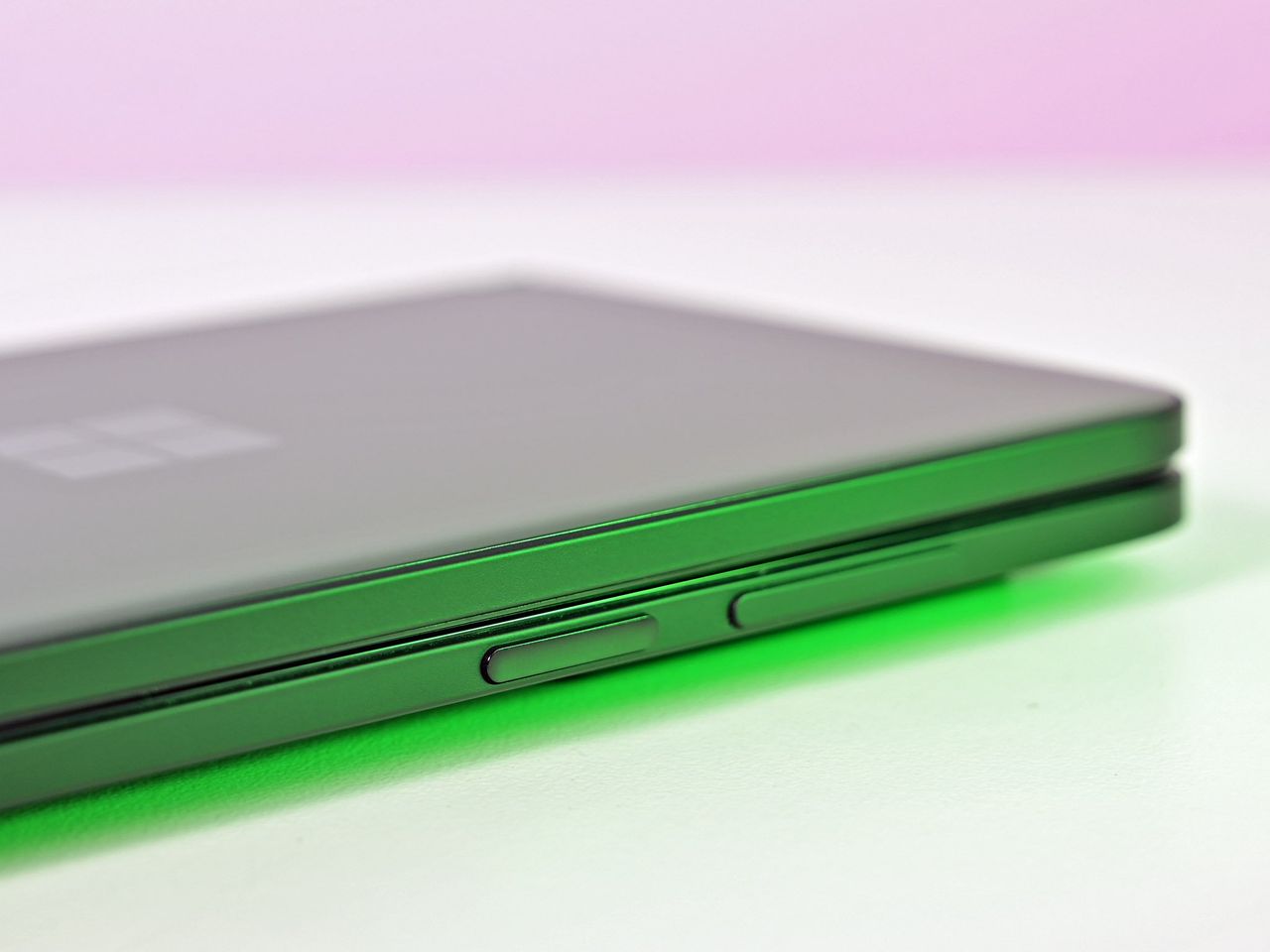 Surface Duo 2 Volume Fingerprint