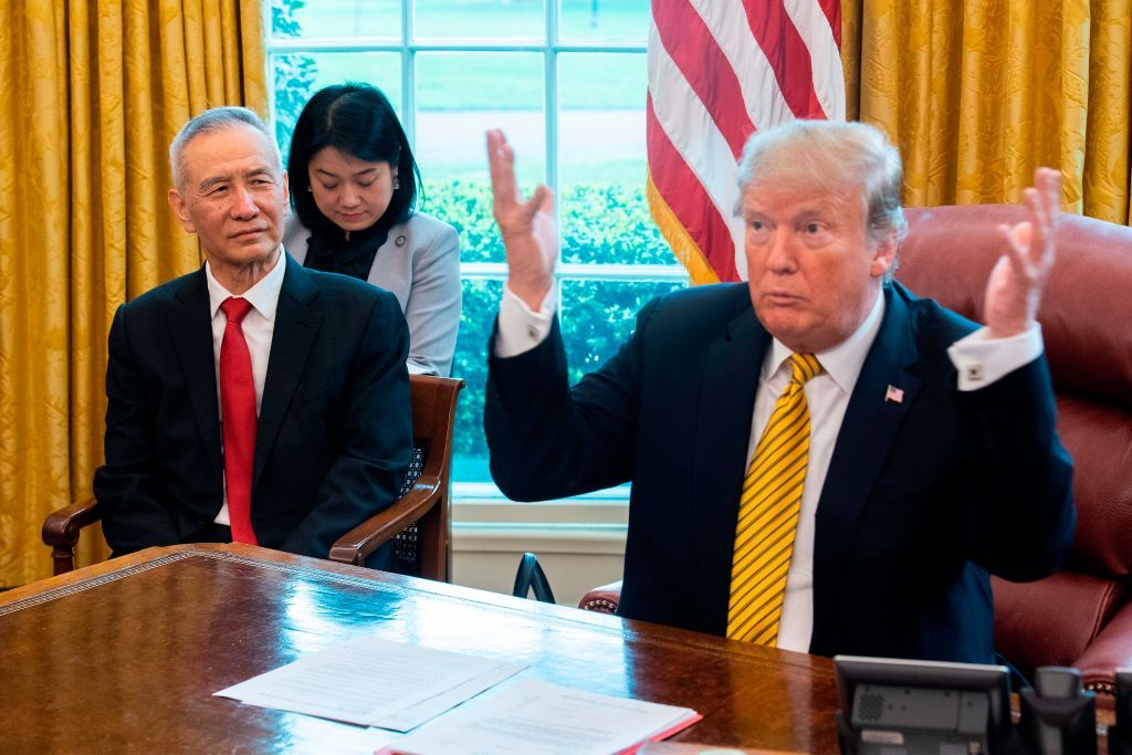 Trump and China&amp;#039;s Liu He in the Oval Office