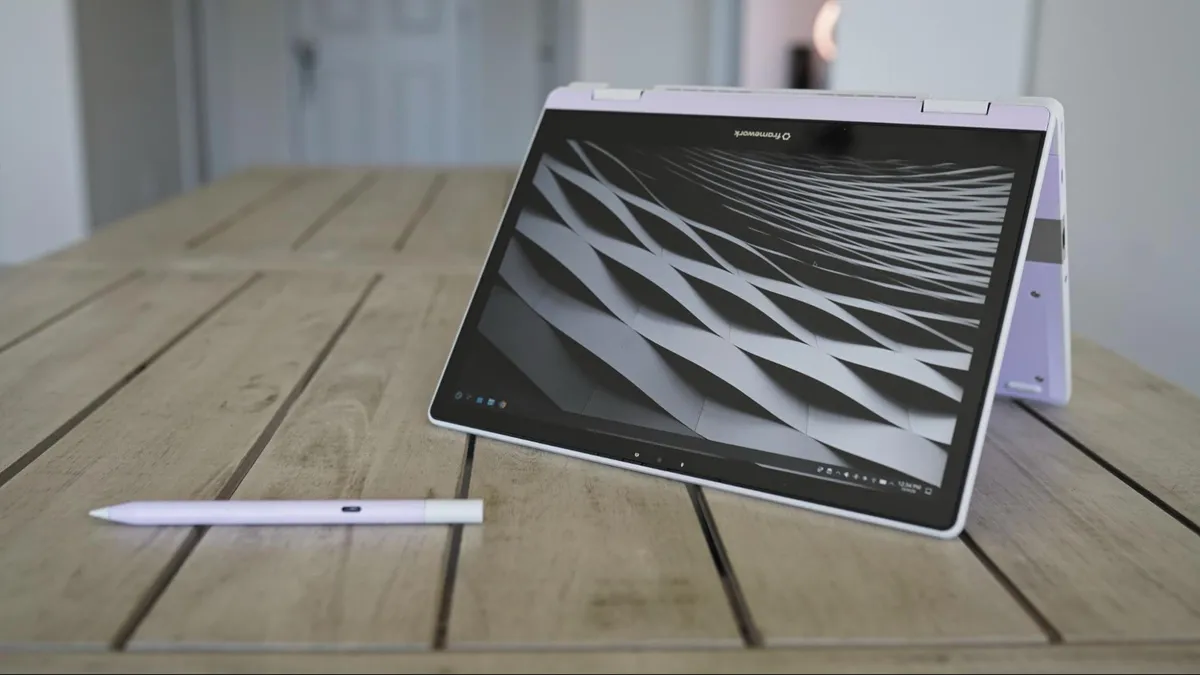 Верхняя крышка Framework Laptop 12 лавандового цвета