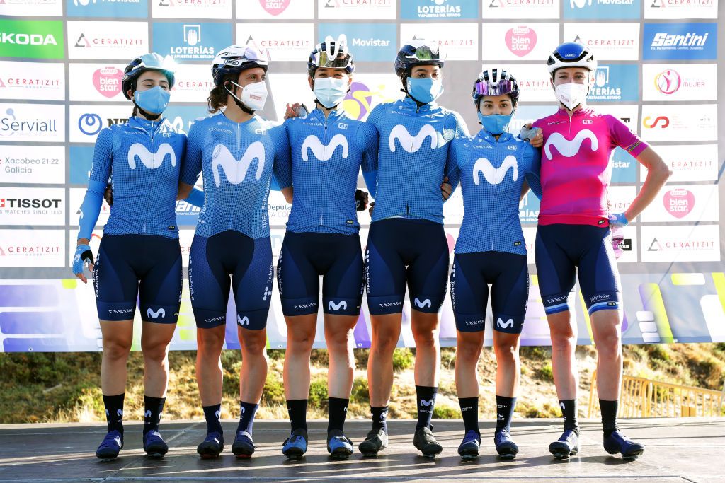 A RUA SPAIN SEPTEMBER 02 Sheyla Gutierrez Ruiz of Spain Lourdes Oyarbide Jimenez of Spain Leah Thomas of United States Annemiek Van Vleuten of Netherlands pink UCI womens worldtour leader jersey Annemiek Van Vleuten of Netherlands and Paula Andrea Patio Bedoya of Colombia and Movistar Team during the team presentation prior to the 7th Ceratizit Challenge By La Vuelta 2021 Stage 1 a 1187 stage from Estacin Invernal Cabeza de Manzaneda to A Rua ChallengeVuelta CERATIZITChallenge21 on September 02 2021 in A Rua Spain Photo by Gonzalo Arroyo MorenoGetty Images