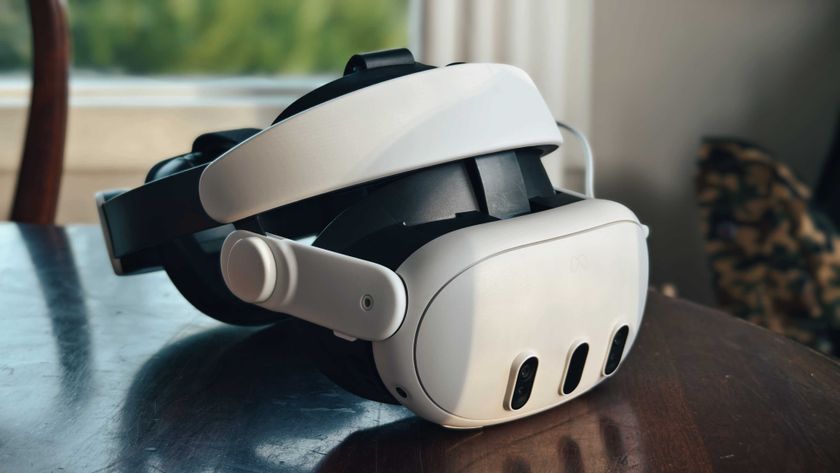 A photo of the Quest 3 with the Kiwi Design H4 Head Strap attached, from the front view showing the forehead strap