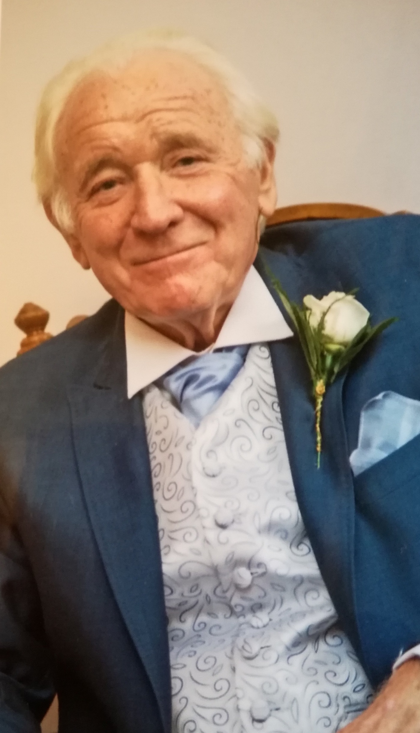 Derrick Naylor, the founder of Naylors Equestrian, has died age 92