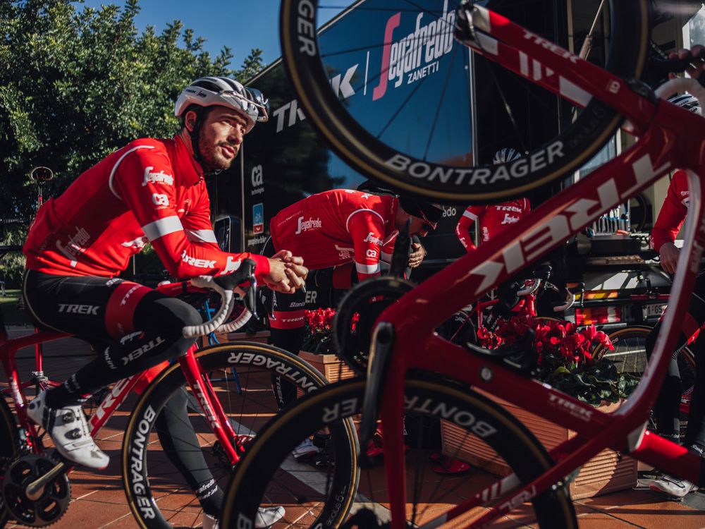 Trek-Segafredo have a red jersey and red bikes