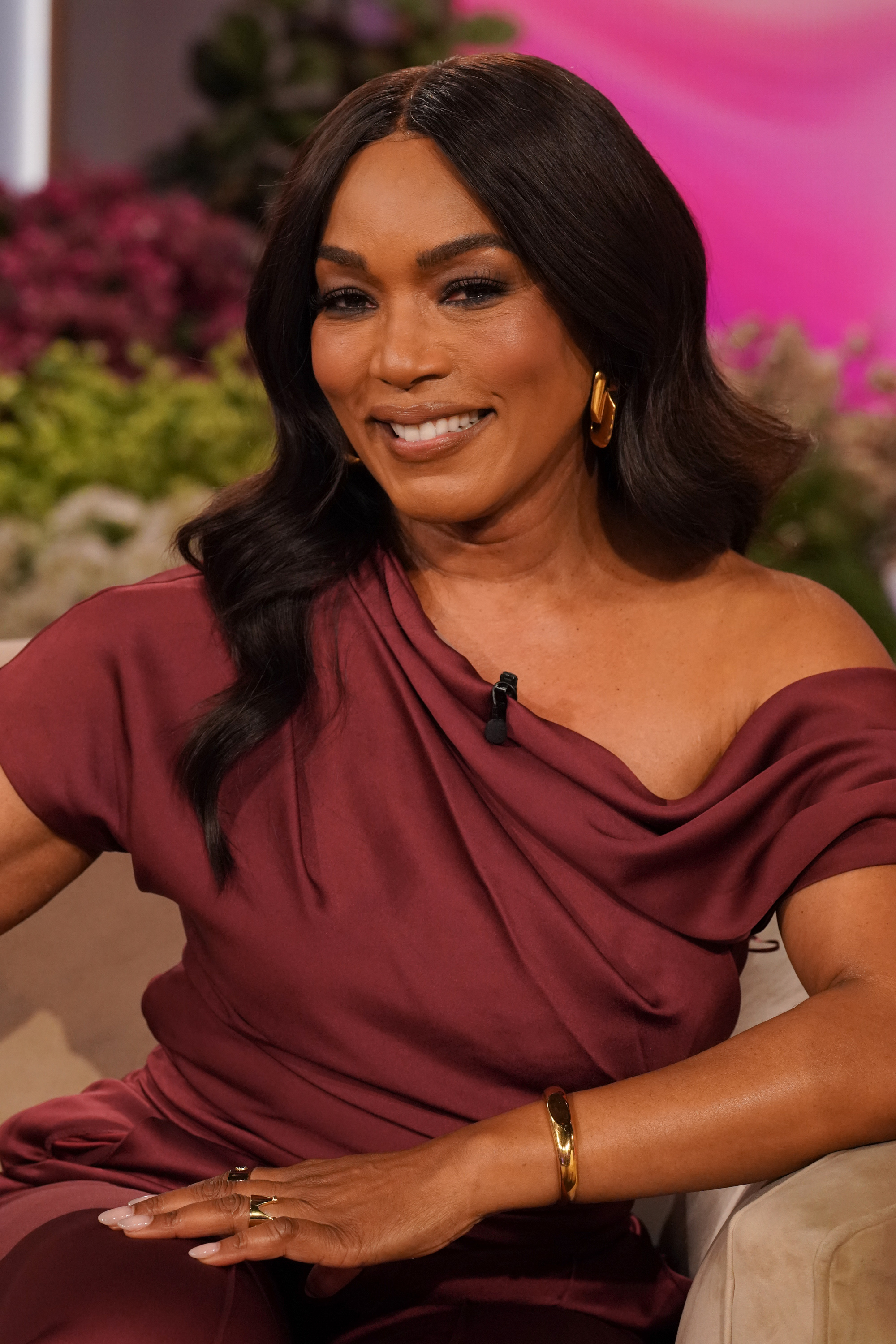 Angela Bassett appears on "The Jennifer Hudson Show" airing January 12, 2026 in Burbank, California.