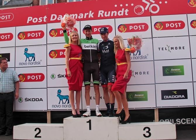 Wilco Kelderman (Belkin) and 3rd-placed Martin Elminger (IAM Cycling) on the podium after stage 5 of the Tour of Denmark.
