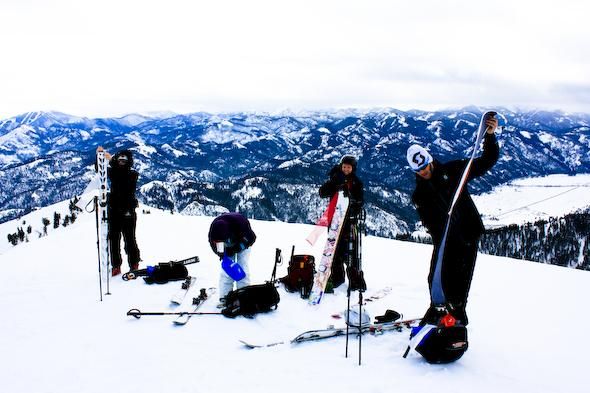 Scott 3-Rox racers in action at a winter team training camp