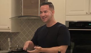 Mike The Situation Sorrentino Jersey Shore Family Vacation MTV